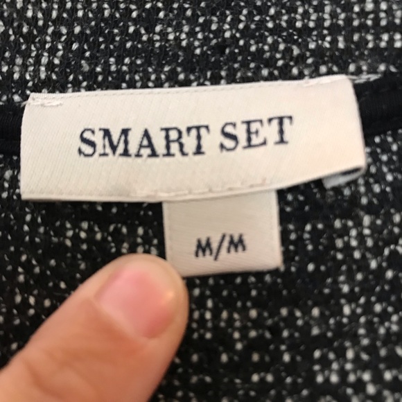 Black bomber sweater - Picture 4 of 9